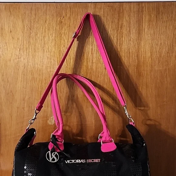 Victoria's Secret Travel Bag Black/Pink - Picture 2 of 11